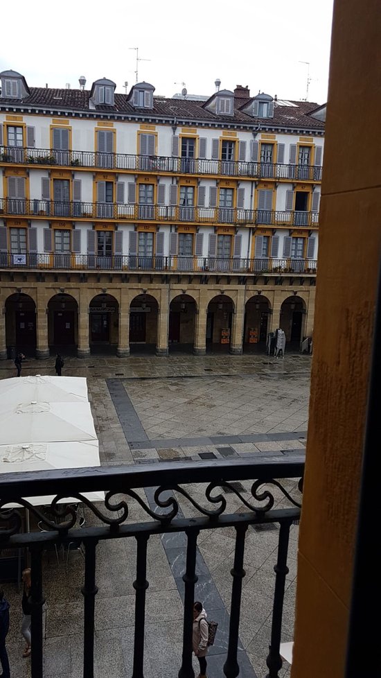 central rooms donostia