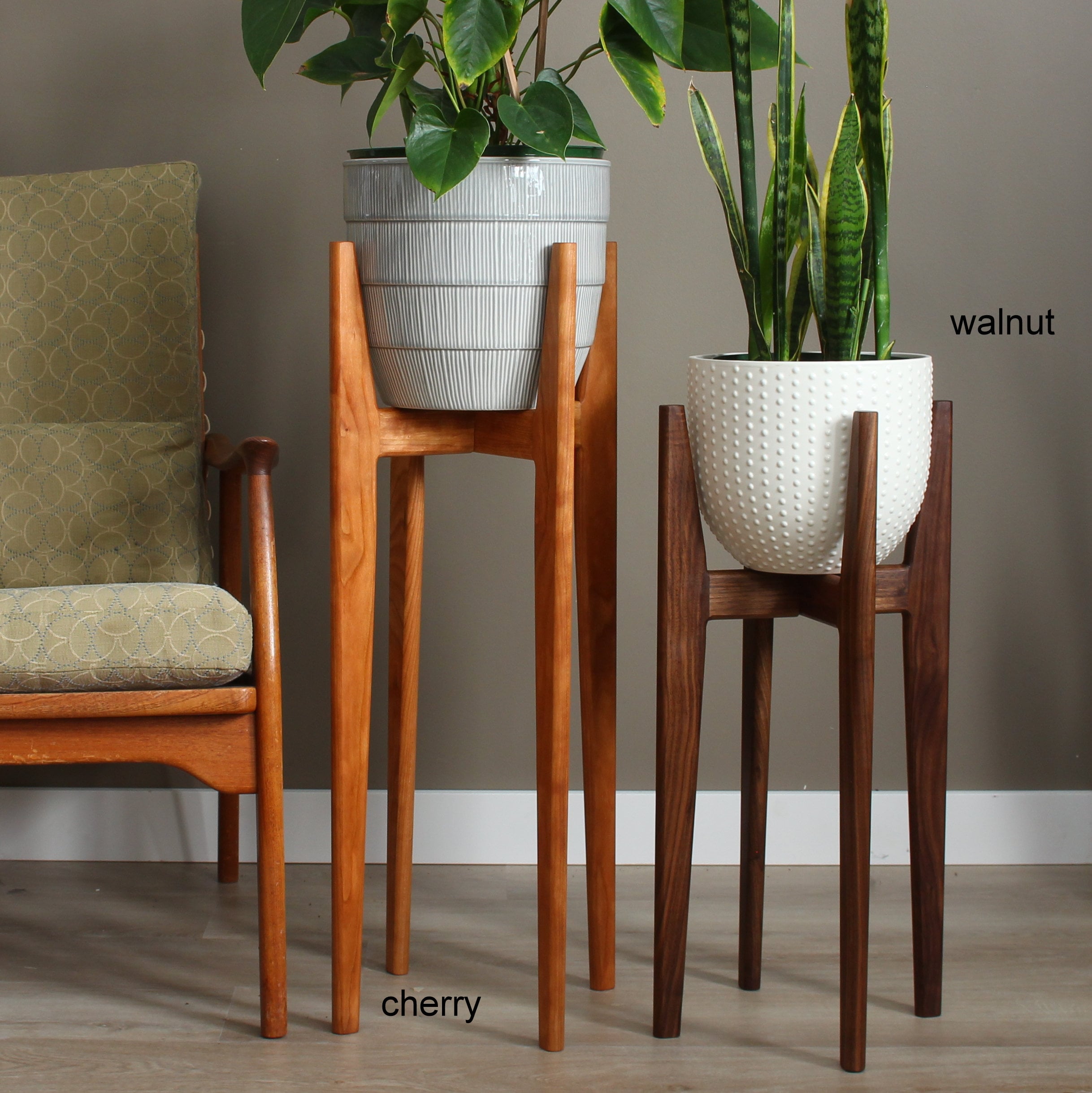 indoor plant stand wood