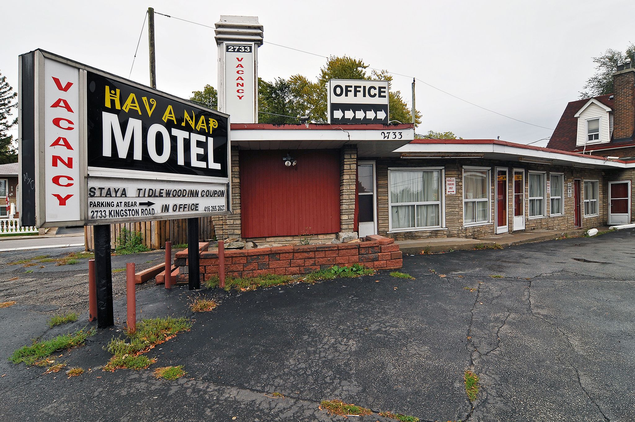 cheap motels toronto canada