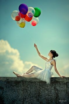 girl with balloon photography