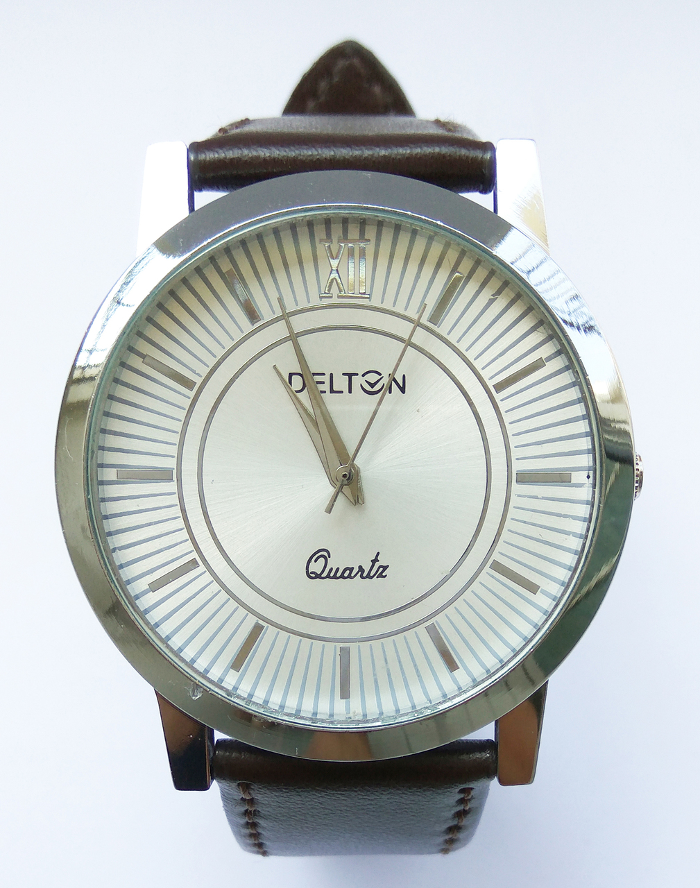 delton quartz watch price