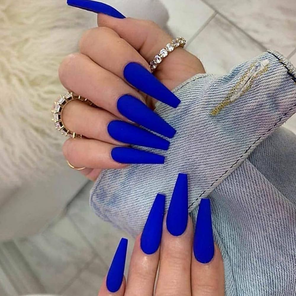 uñas acrilicas azul rey