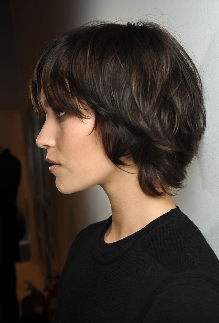 haircuts for wavy hair women