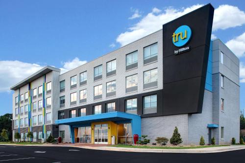 tru hotel lithia springs