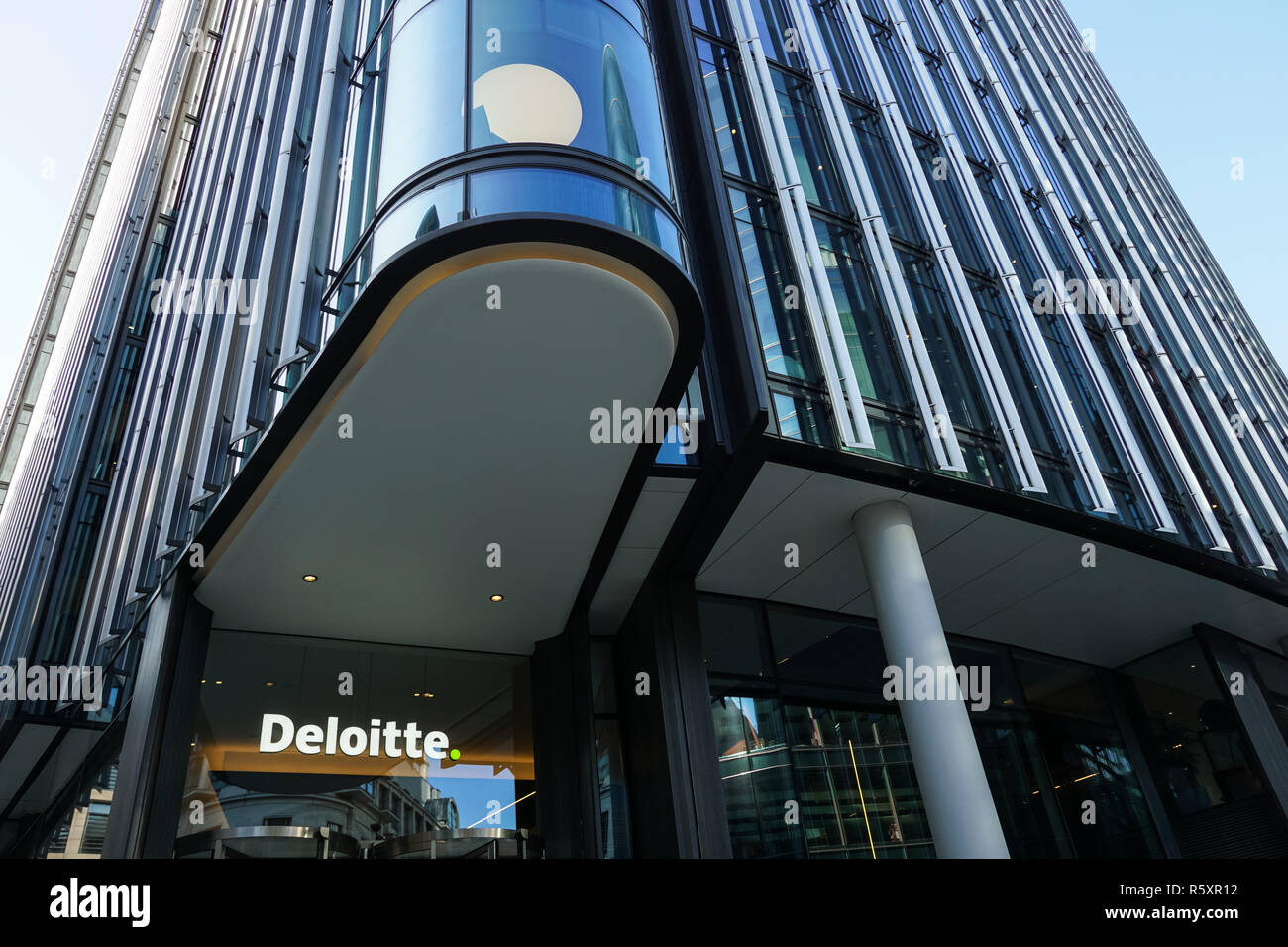 deloitte and touche london