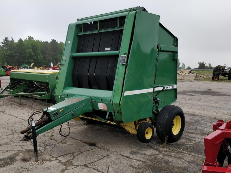 john deere 530 baler