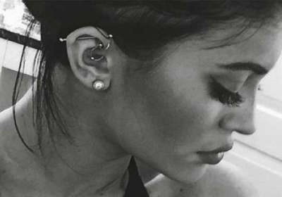 kylie jenner piercings