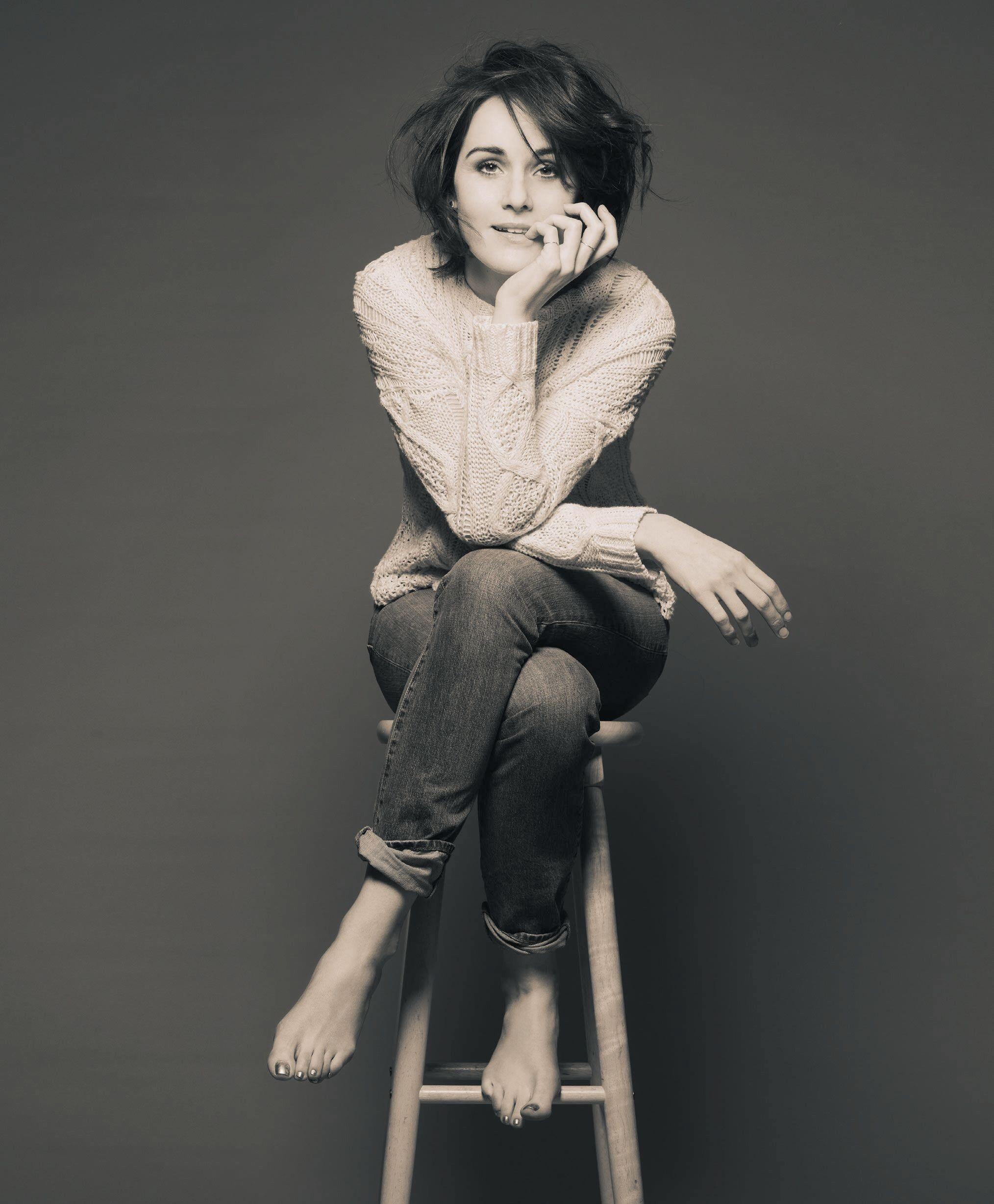 michelle dockery feet