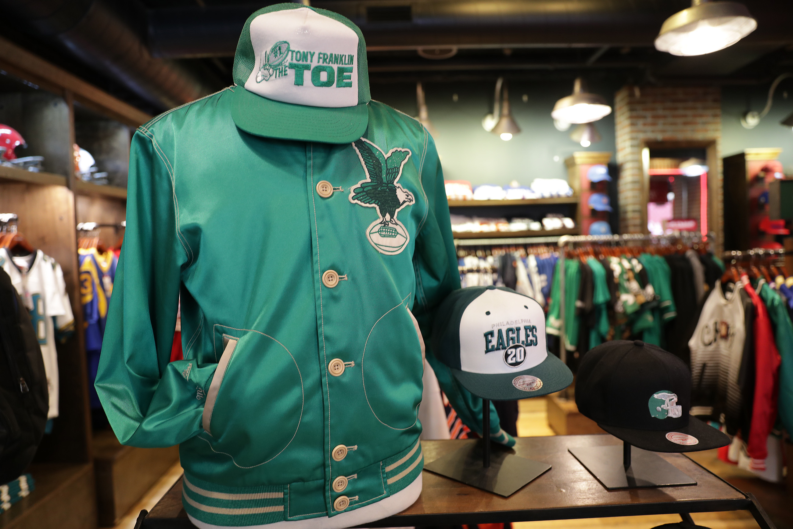 philadelphia eagles clothing