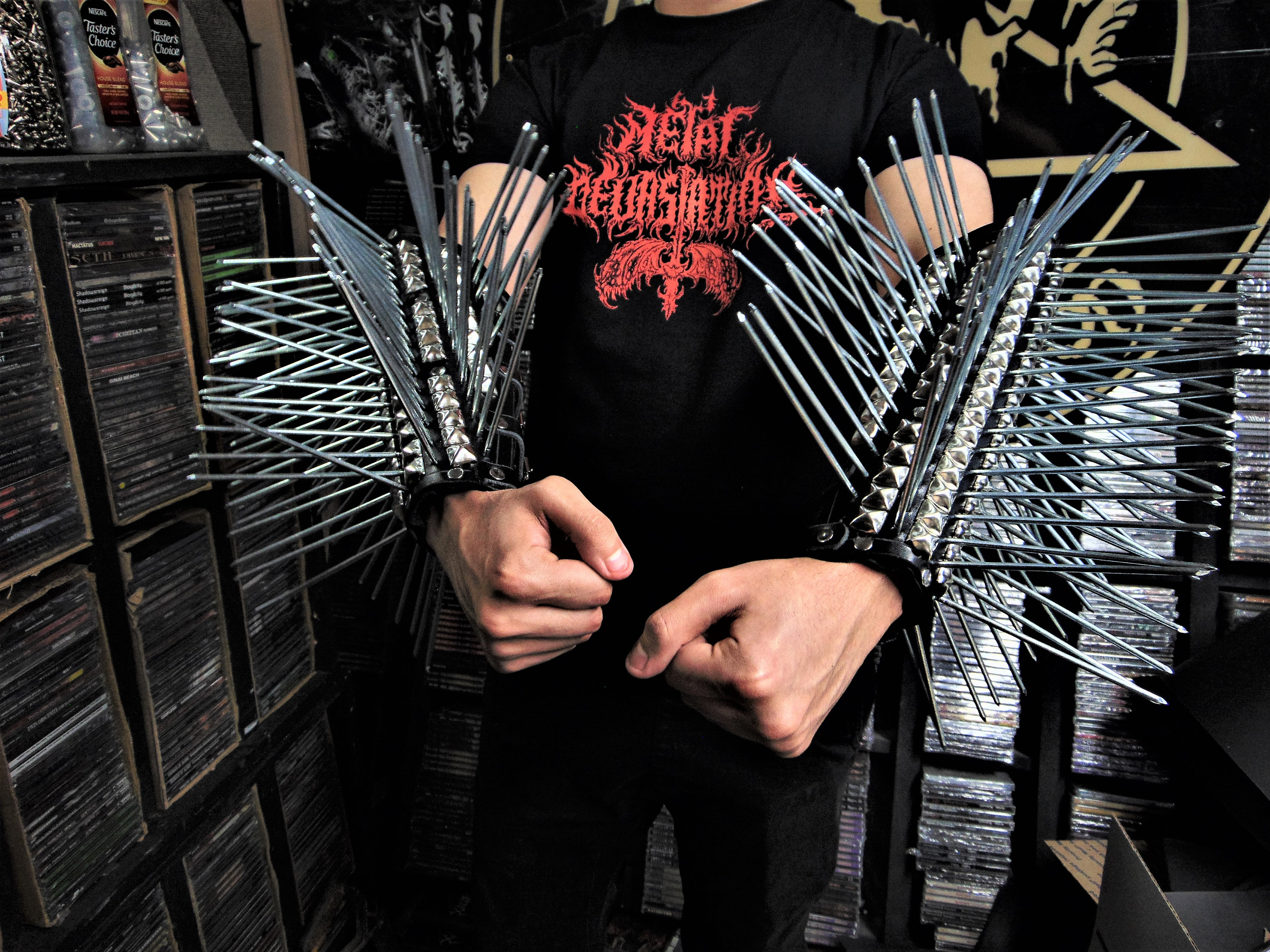 black metal spiked gauntlets