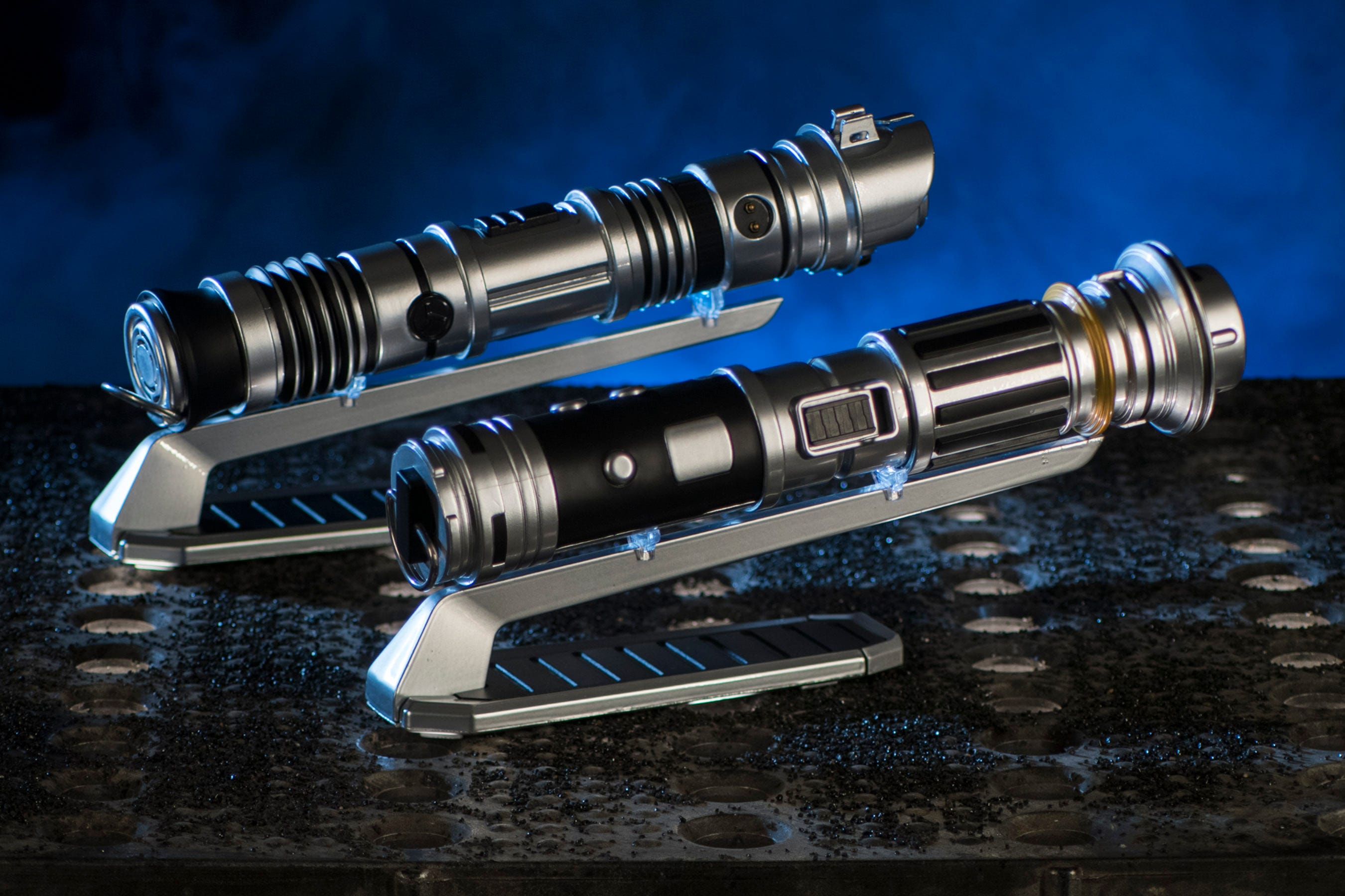 galaxys edge lightsaber