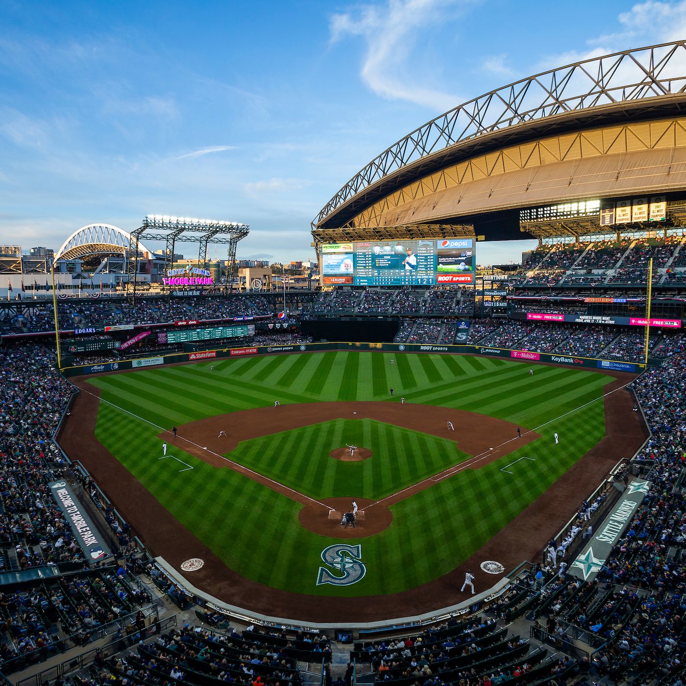 can you bring food into t mobile park