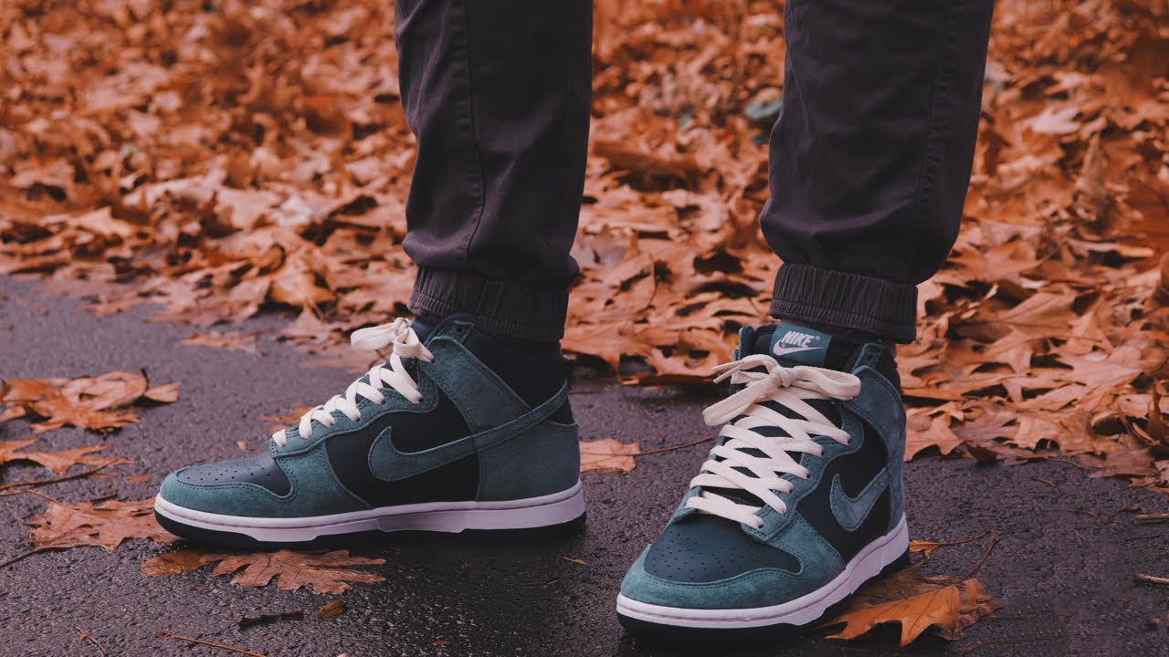 nike dunk high on feet