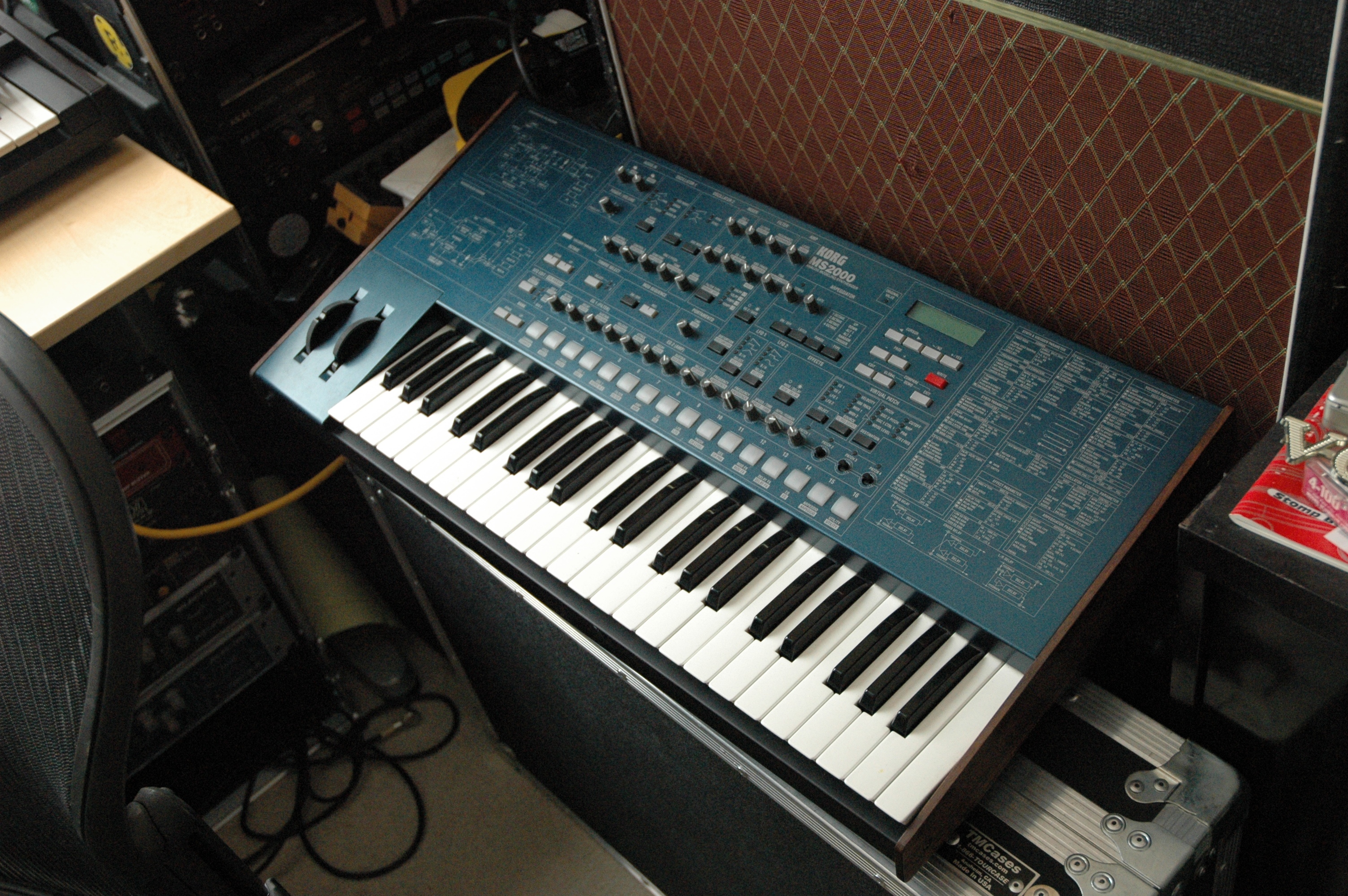 korg ms2000 synthesizer