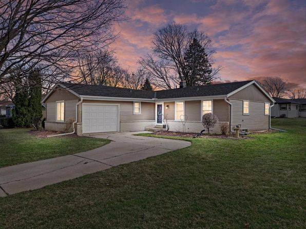 zillow greendale wi