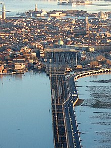 venezia st lucia station