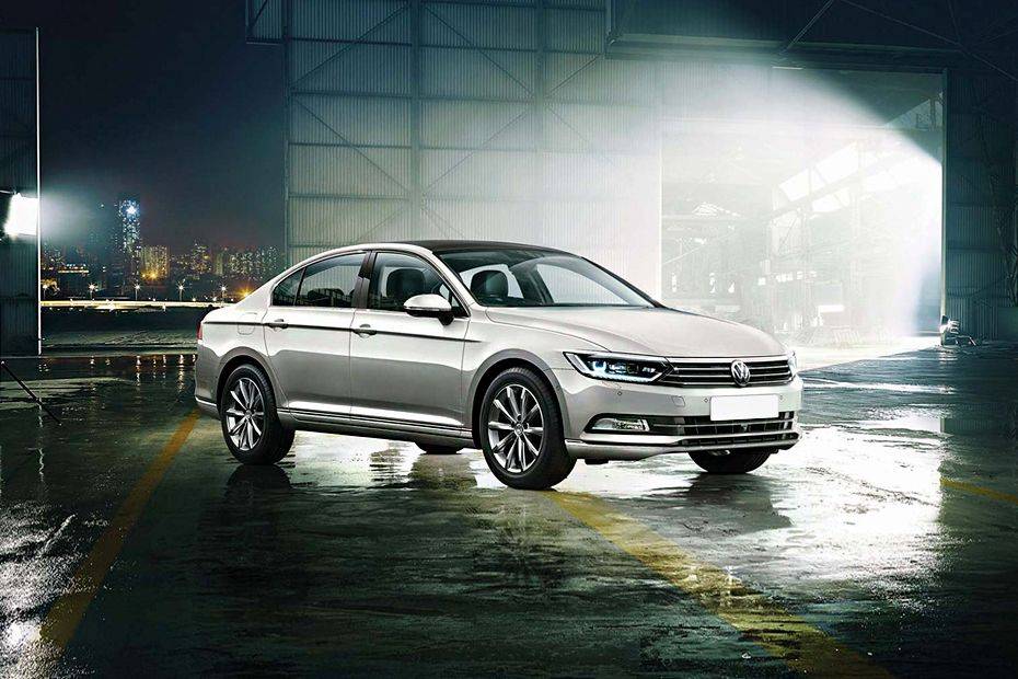 volkswagen passat on road price