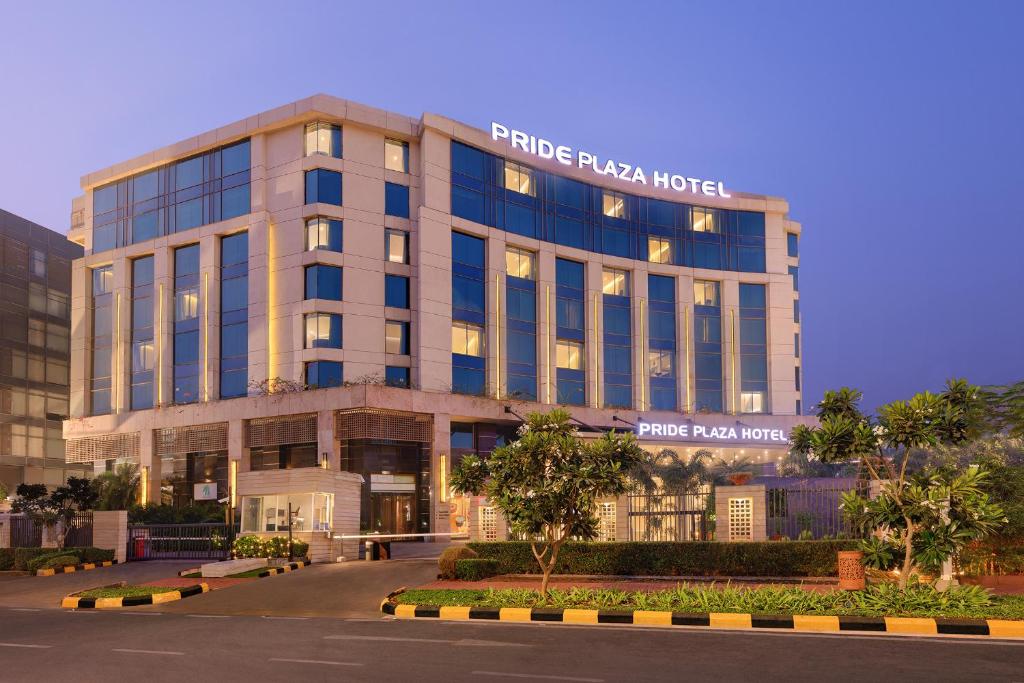 day stay hotels in delhi