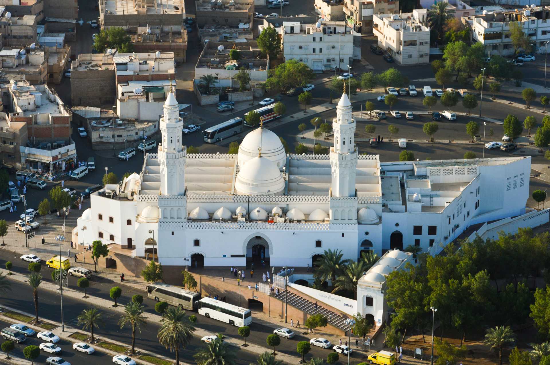 qiblatain mosque medina