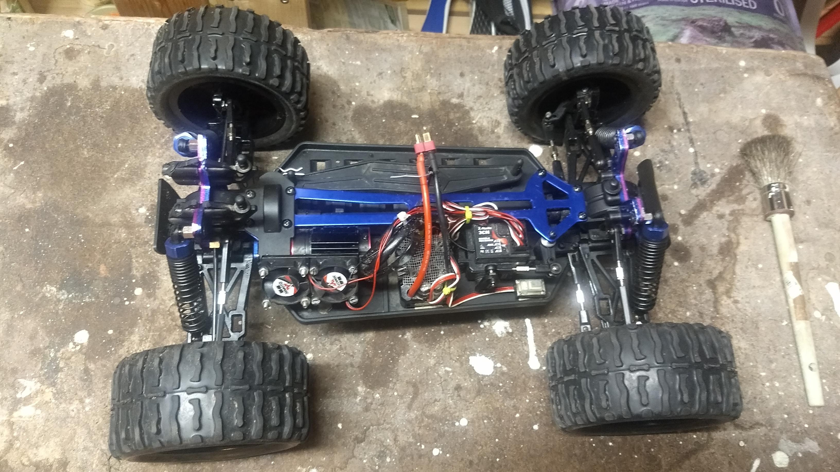 himoto vs traxxas