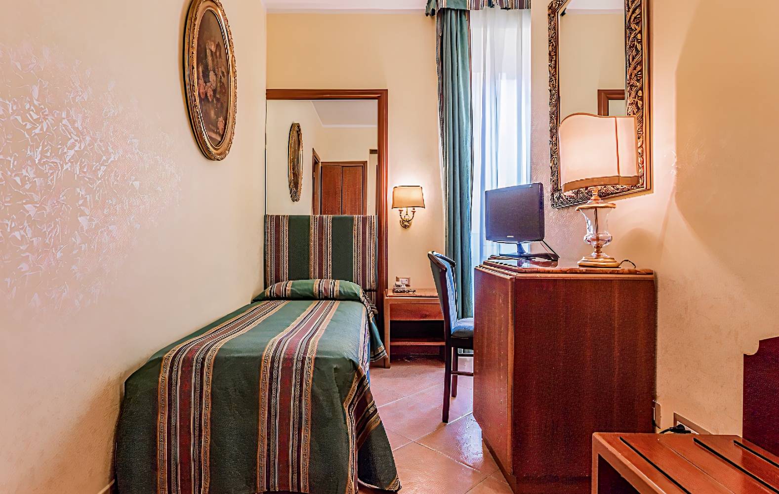 roma hotel noto