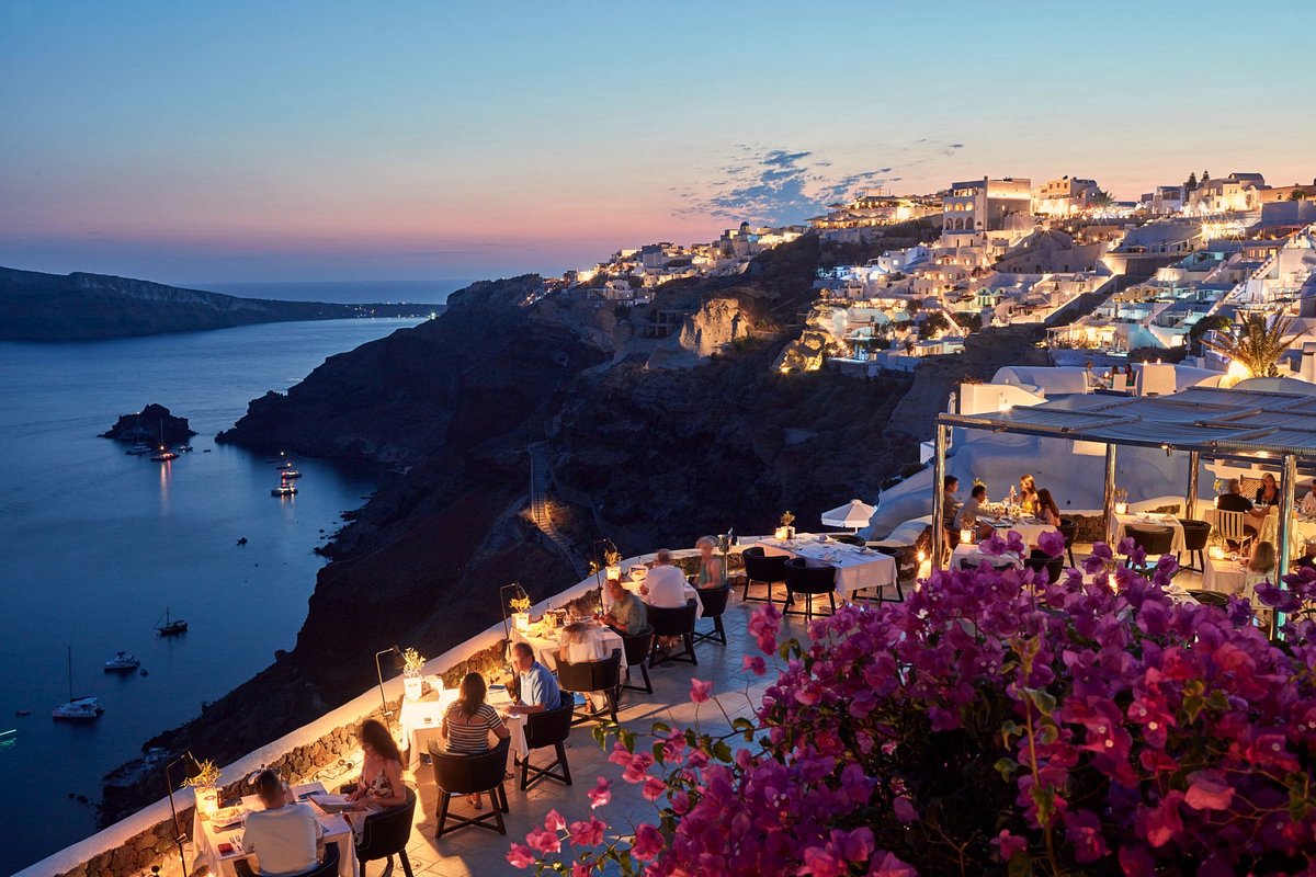 best restaurants in oia