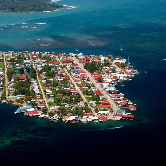 vol bocas del toro panama