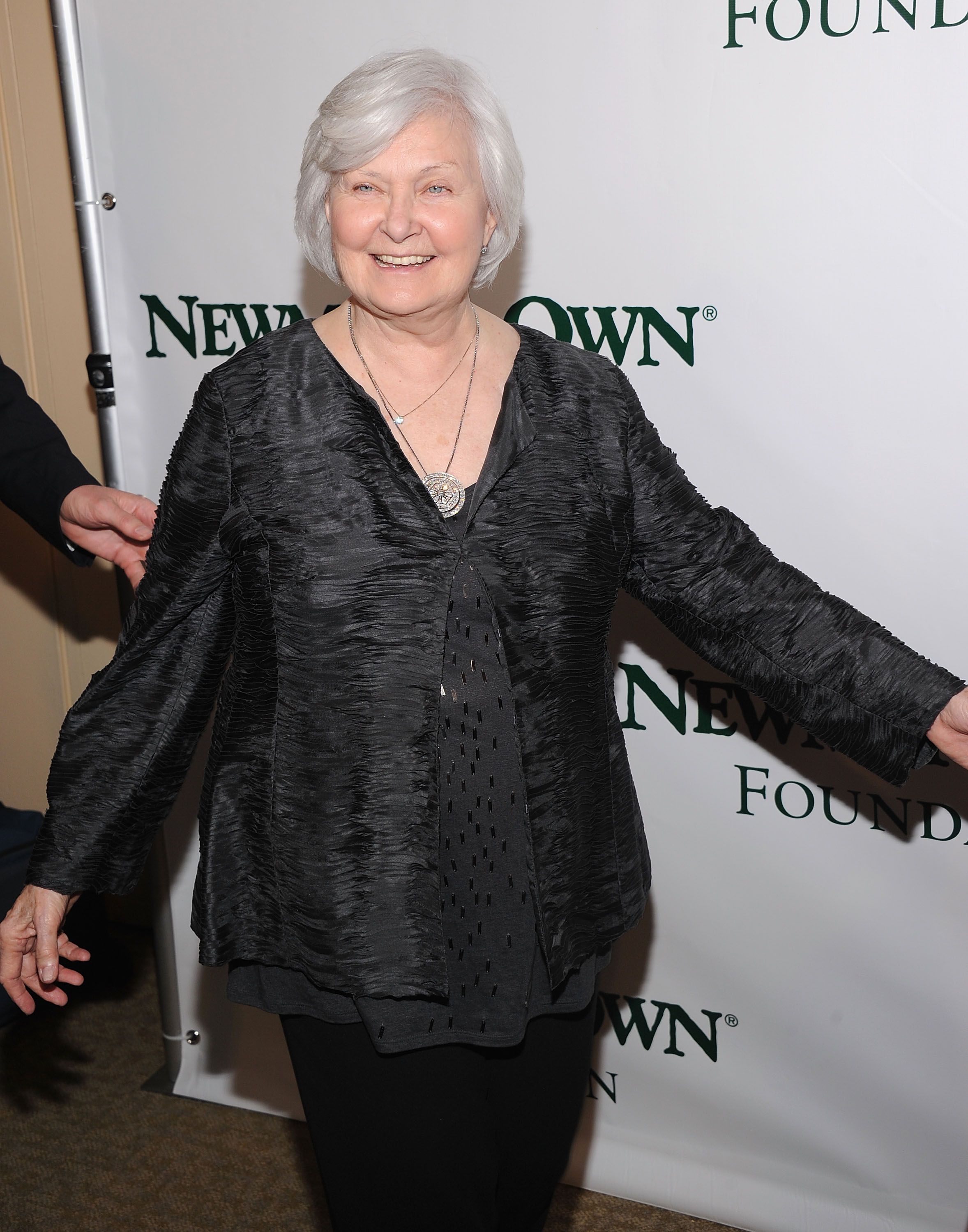 is actress joanne woodward still alive