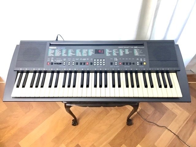 yamaha psr 200