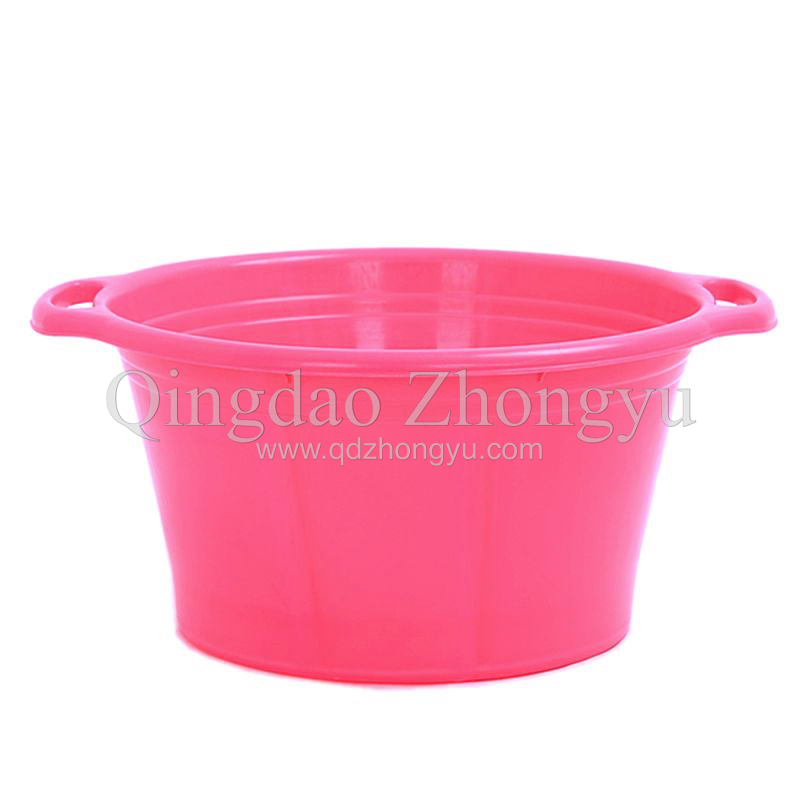 large plastic wash tub