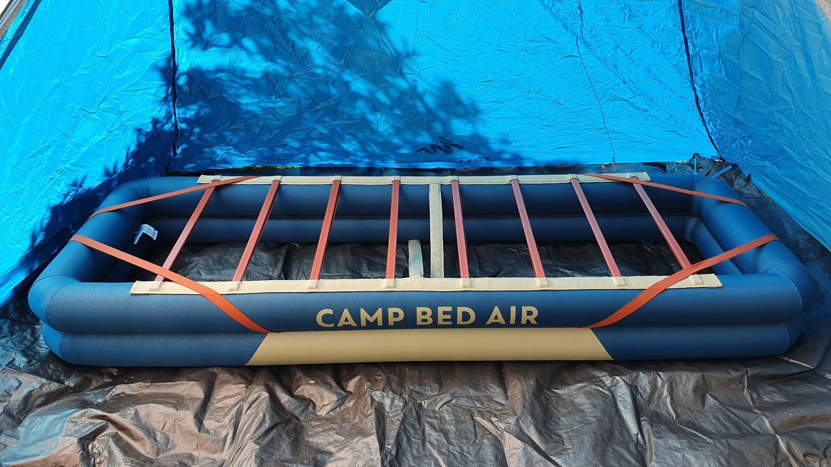 camp bed air