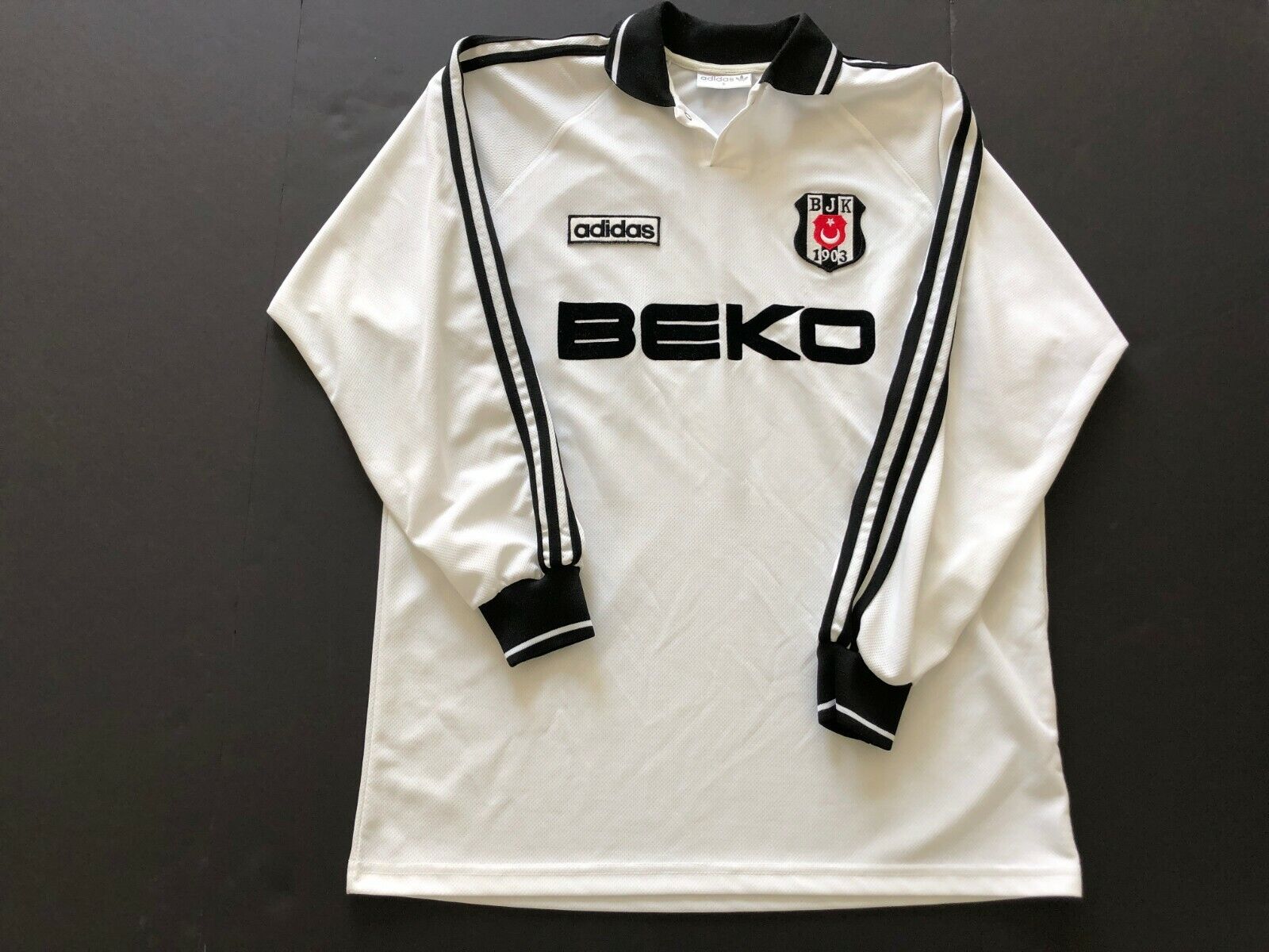 adidas bjk forma