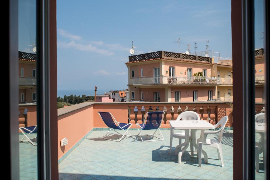 hotel villa maria sorrento