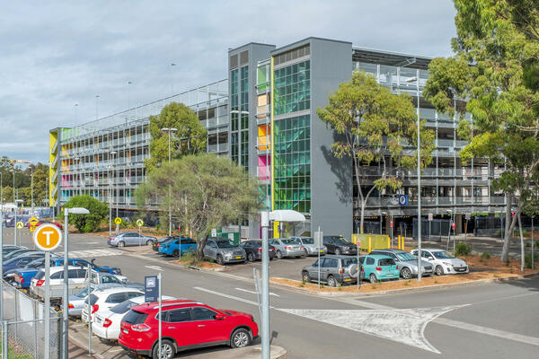 warwick farm commuter car park