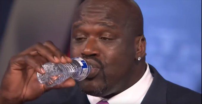 shaq drinking water