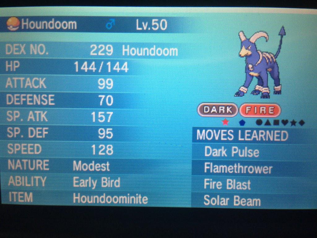 best houndoom moveset