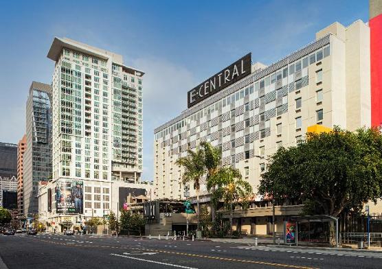 hotels near staples center los angeles