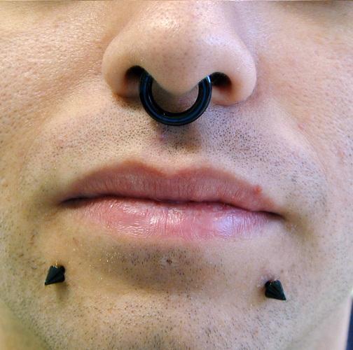 piercing septum hombre