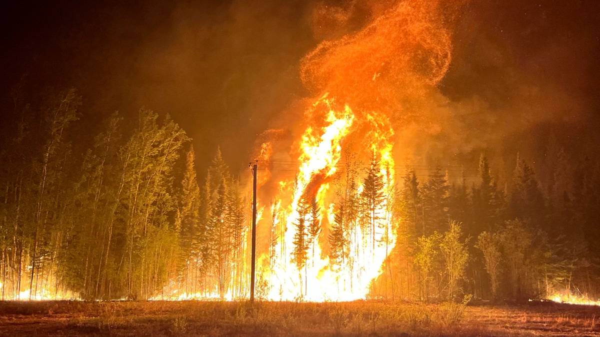 fort chipewyan wildfire