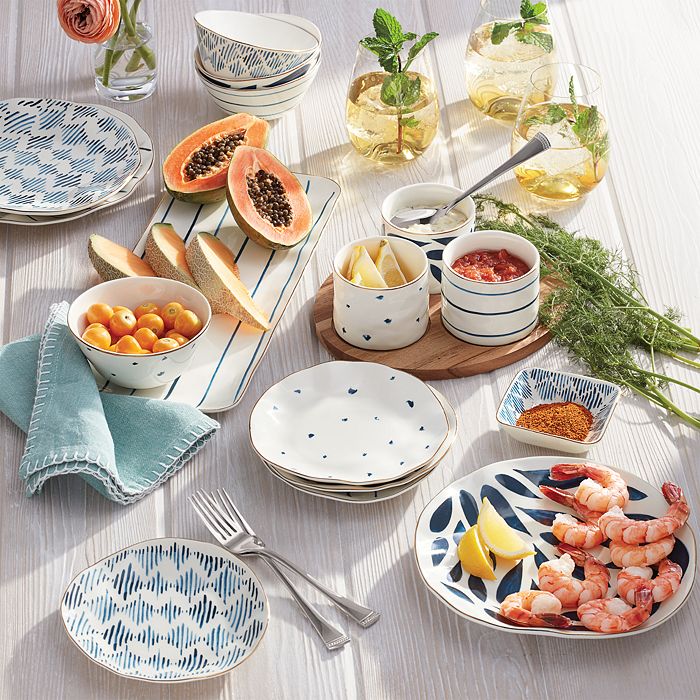 bloomingdales dinnerware sets