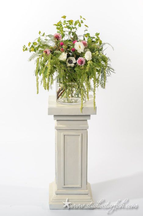 studio flower stand png