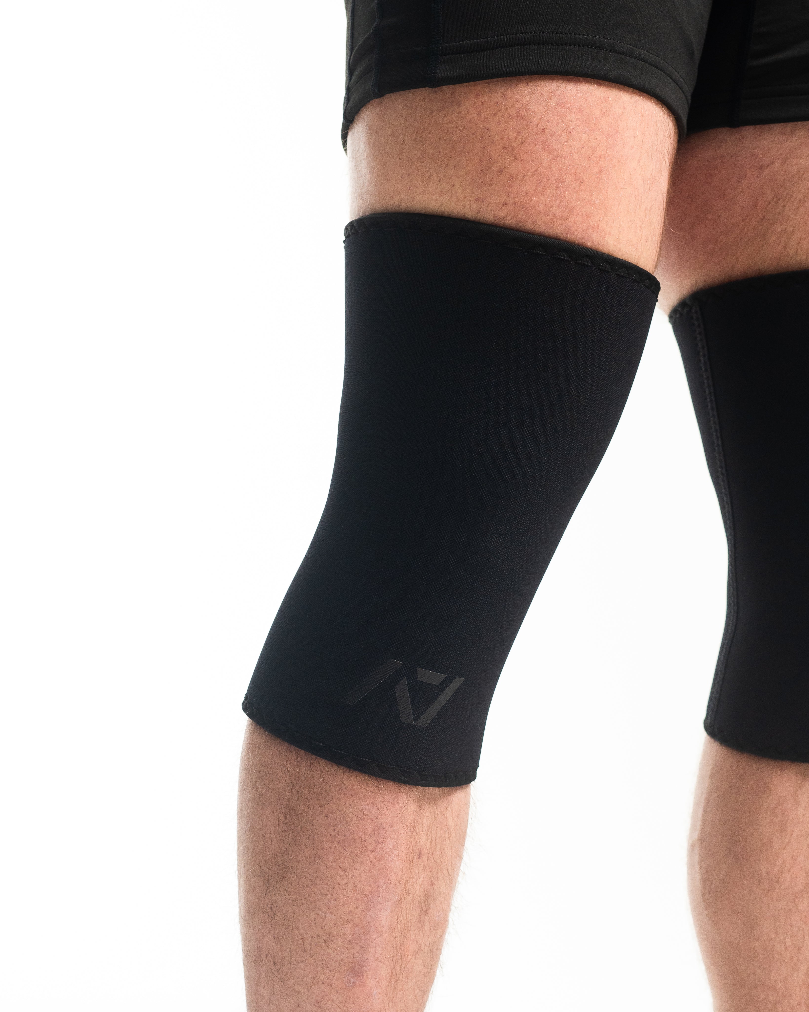 a7 knee sleeves