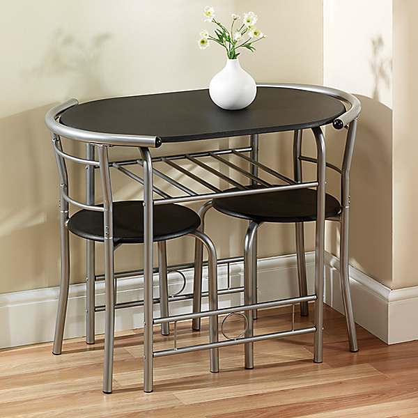 space saving round table and chairs