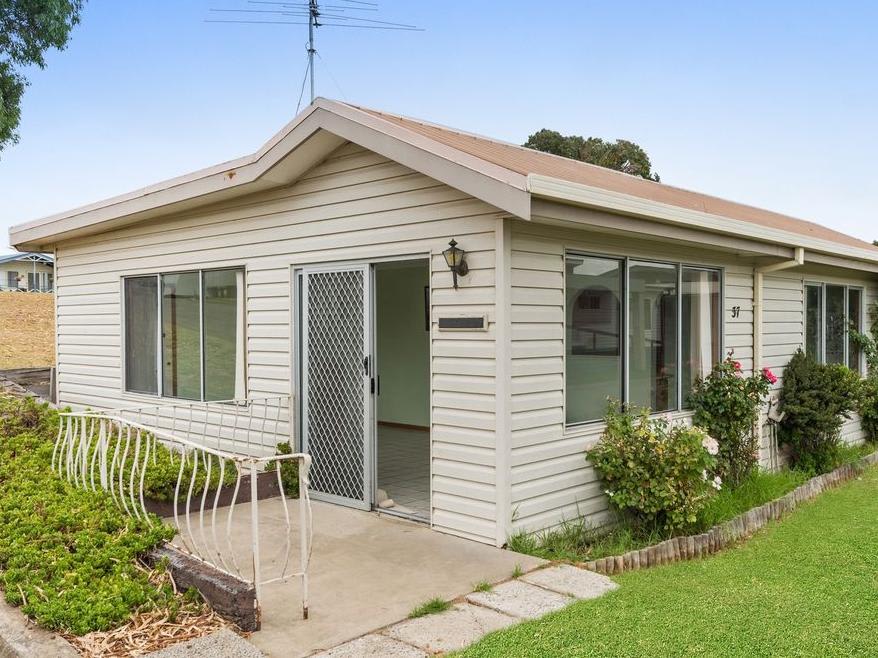 onsite beach cabins for sale victoria