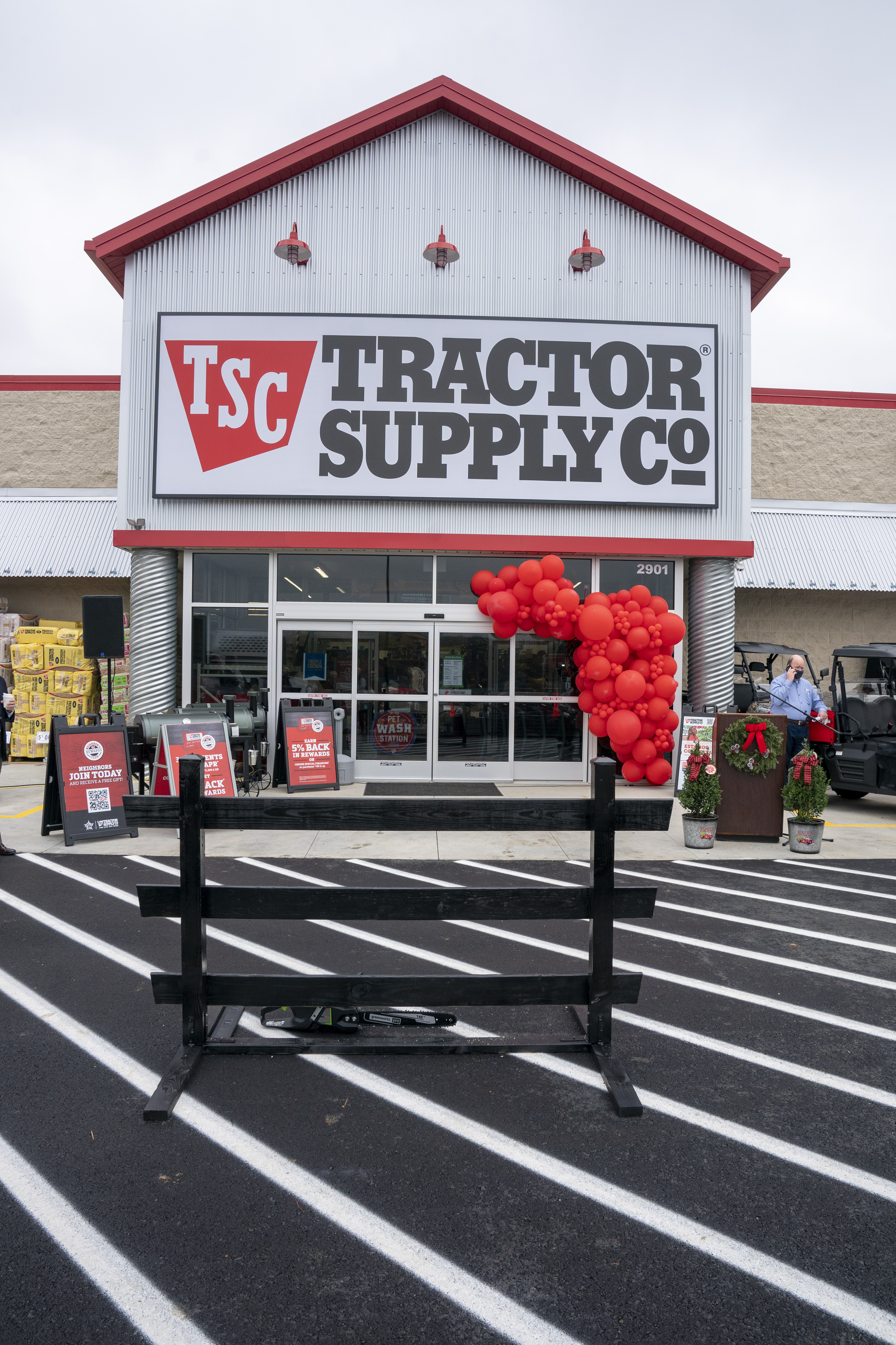 tractor supply co near me