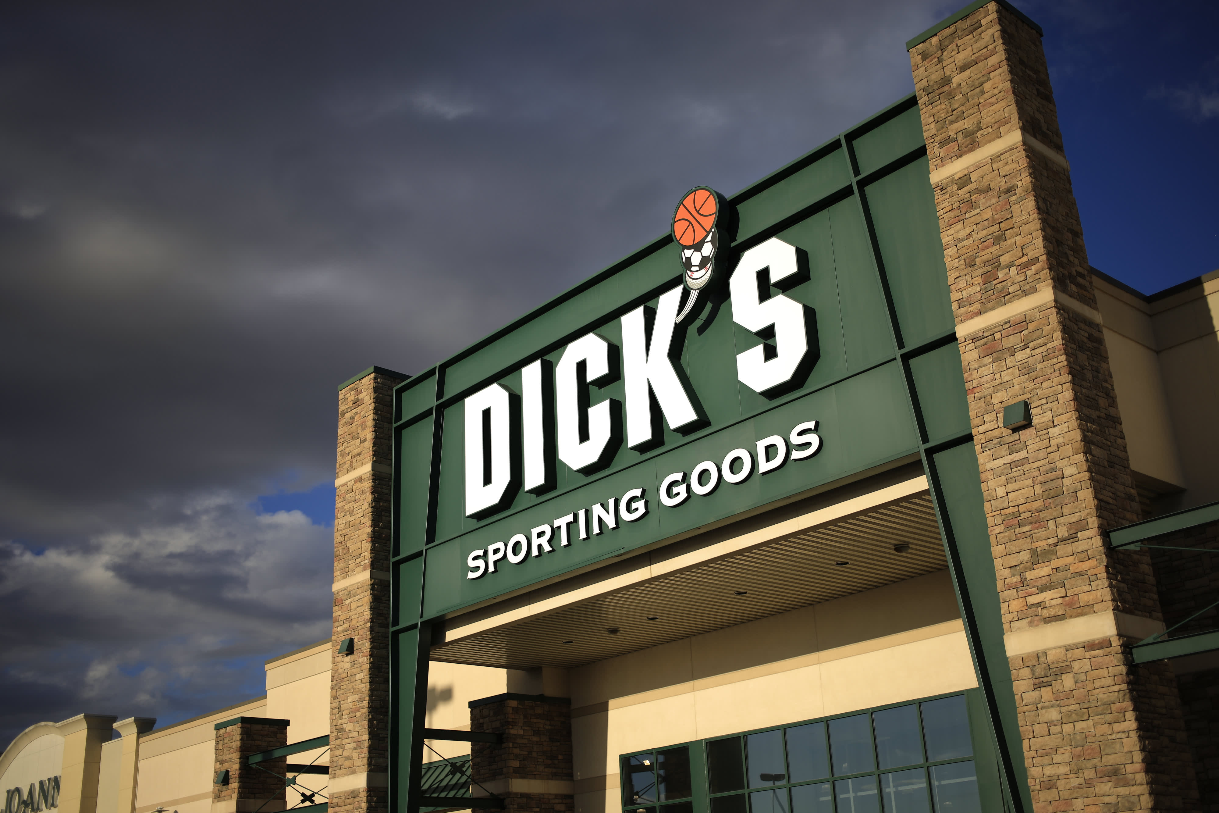 dicks sportung