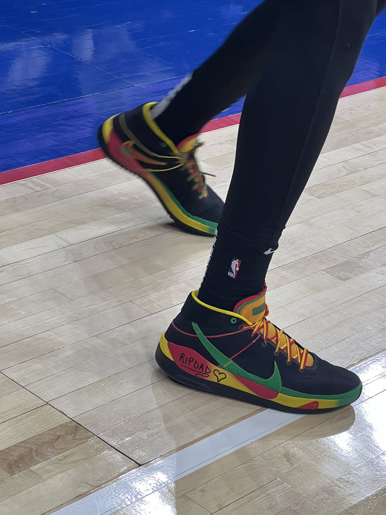 pascal siakam shoes