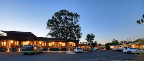 motels in yea victoria