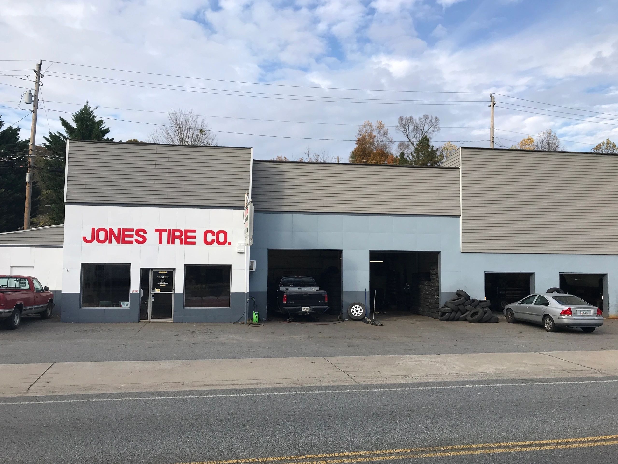 jones tire acworth