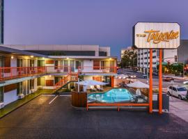 motels san fernando valley